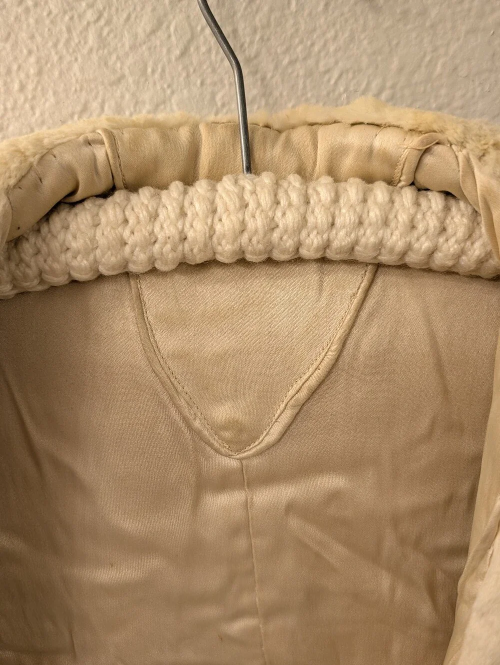 Gorgeous Vintage Rabbit Fur Cropped Jacket Cream Off White Size XSmall/Small
